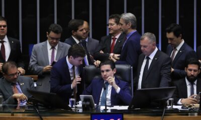 pec-da-blindagem-e-aprovada-por-deputados-e-vai-ao-senado