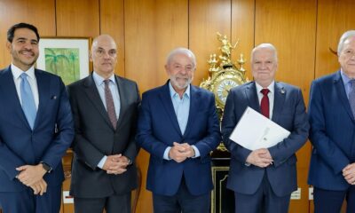 fachin-e-moraes-convidam-lula-para-posse-no-stf