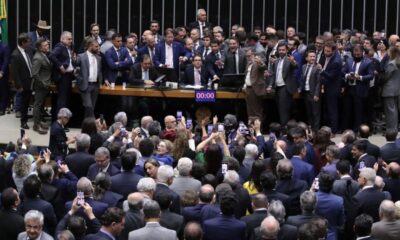 corregedor-da-camara-pede-suspensao-de-3-deputados-envolvidos-em-motim