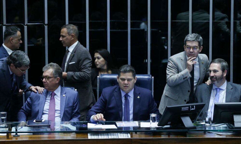senado-aprova-retirada-de-despesas-com-tarifaco-do-teto-de-gastos