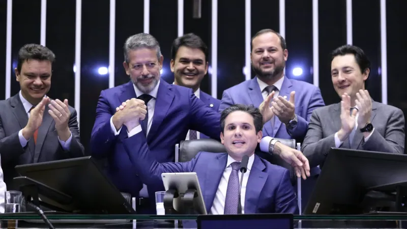 isencao-do-ir,-comemoracao-e-impasse:-como-foi-a-votacao-unanime-na-camara-dos-deputados-–-folha-de-dourados-–-noticias-de-dourados-ms-e-regiao