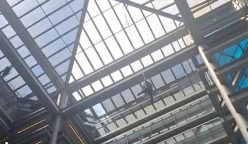 trabalhador-cai-de-telhado-de-vidro,-fica-pendurado-e-morre-apos-corda-romper-–-folha-de-dourados-–-noticias-de-dourados-ms-e-regiao