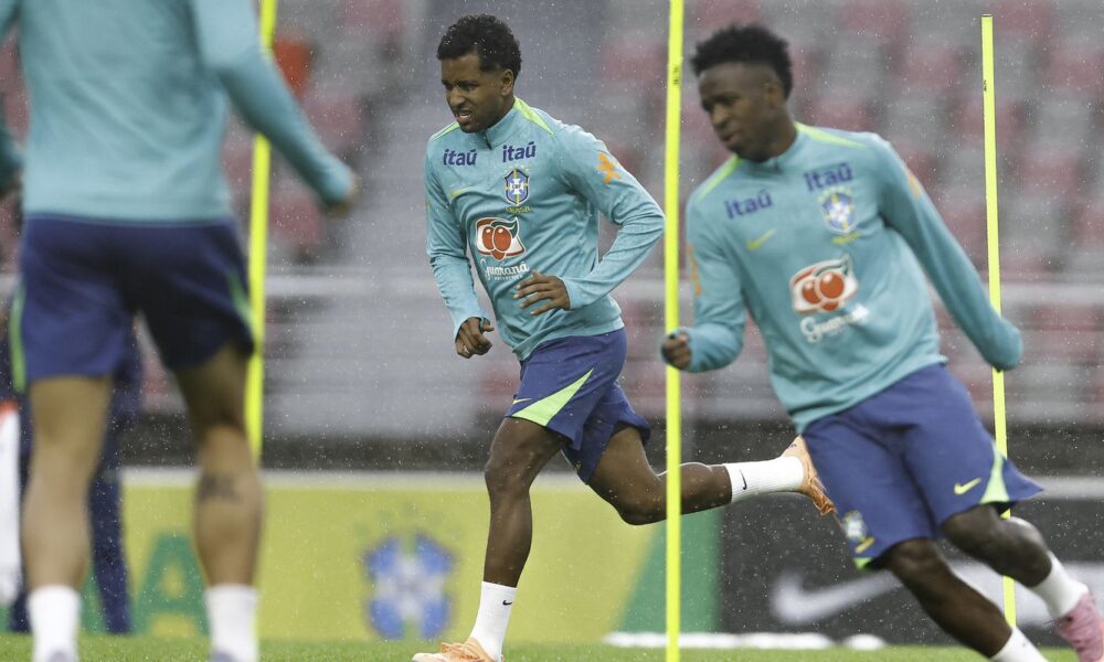 amistosos:-ancelotti-comanda-1o-treino-da-selecao-na-coreia-do-sul