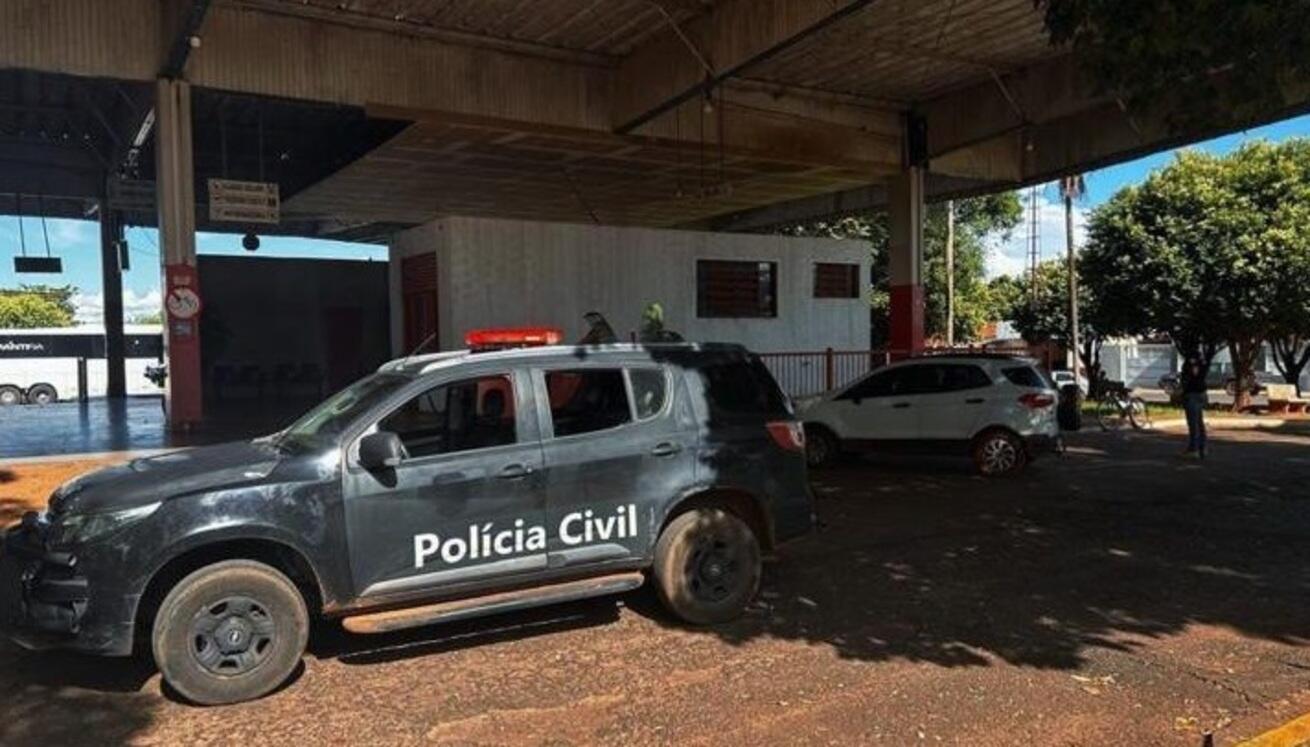 casal-e-preso-por-agressao-e-roubo-em-terminal-rodoviario