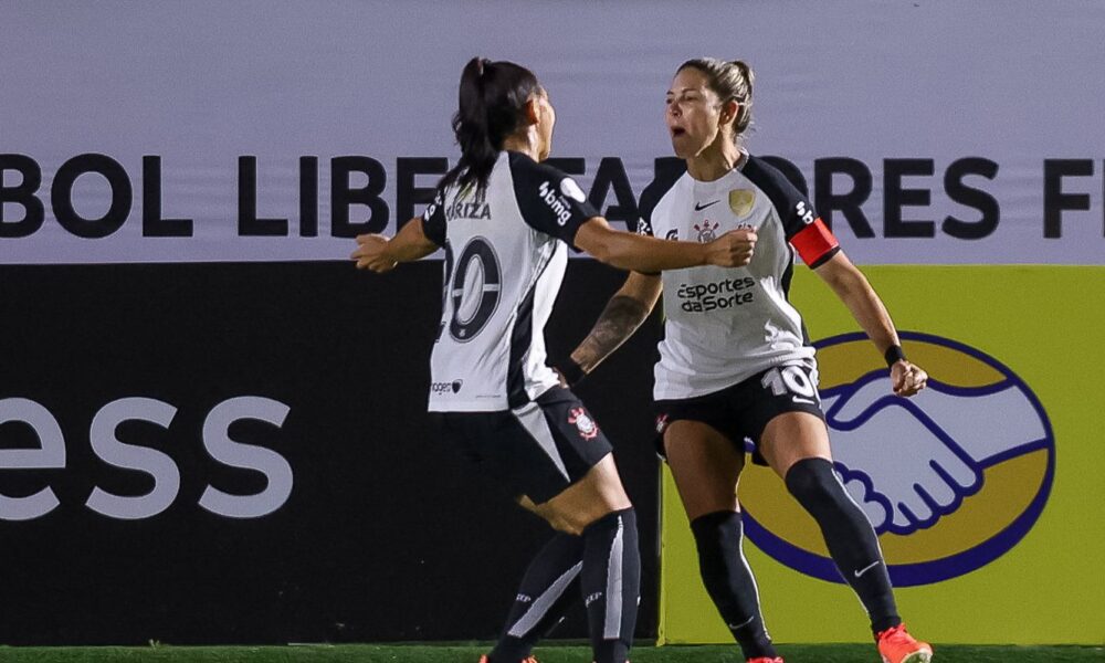 libertadores-feminina:-corinthians-vence-santa-fe-e-se-classifica