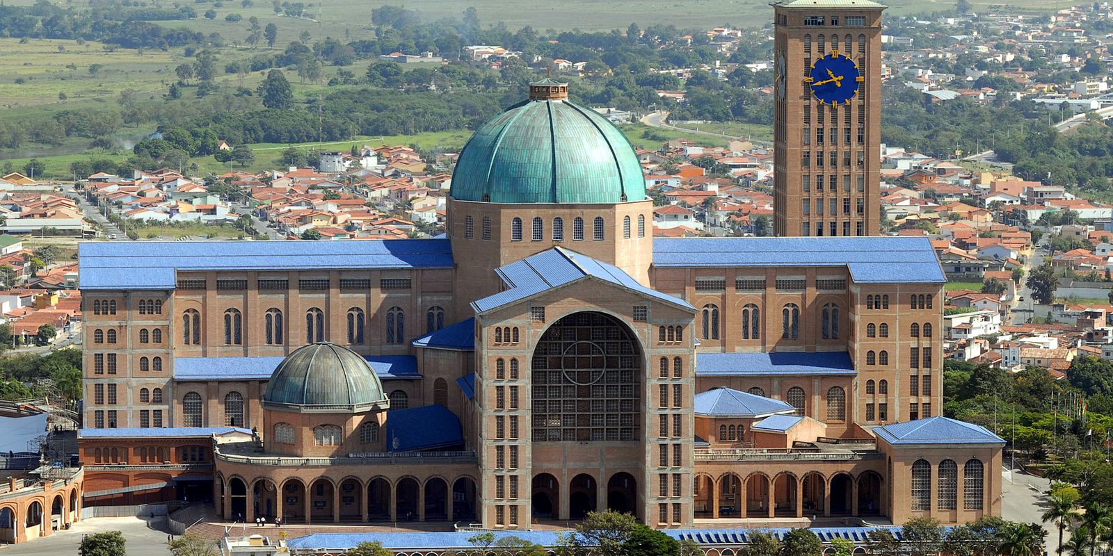 festa-da-padroeira-reuniu-mais-de-494-mil-pessoas-em-aparecida