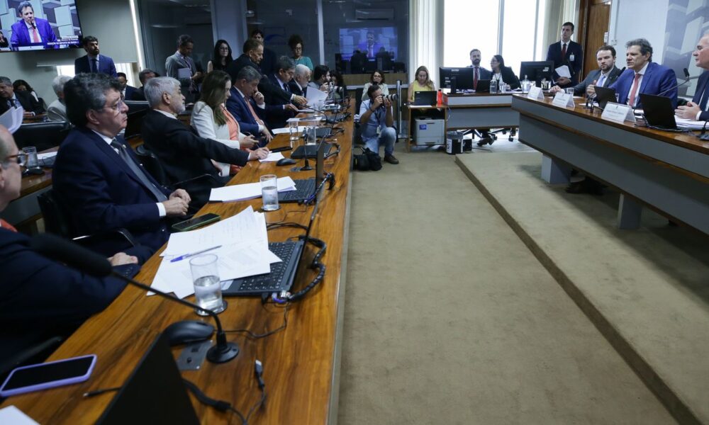 haddad-diz-que-cortar-beneficios-tributarios-e-combater-privilegios