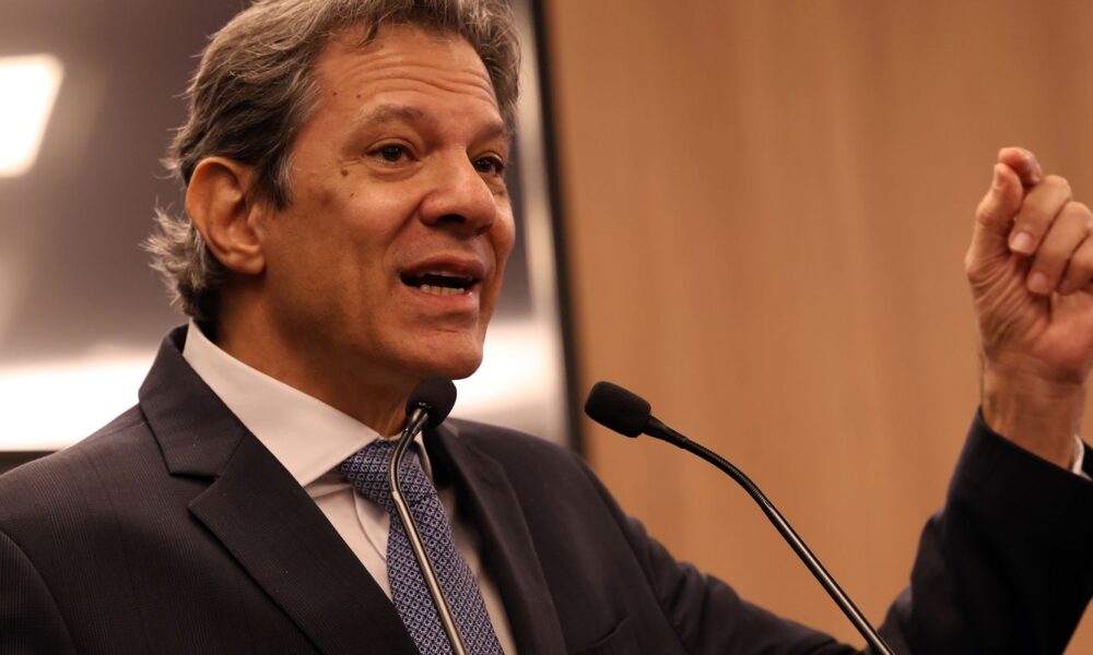em-carta-ao-fmi,-haddad-pede-taxacao-de-super-ricos-e-transicao-verde