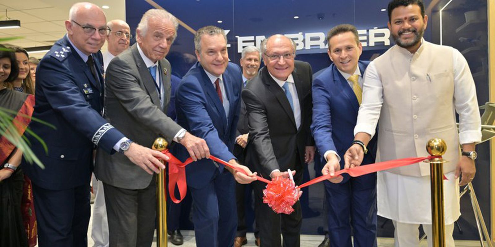 brasil-e-india-fazem-acordos-em-tecnologia,-defesa-e-aeronautica