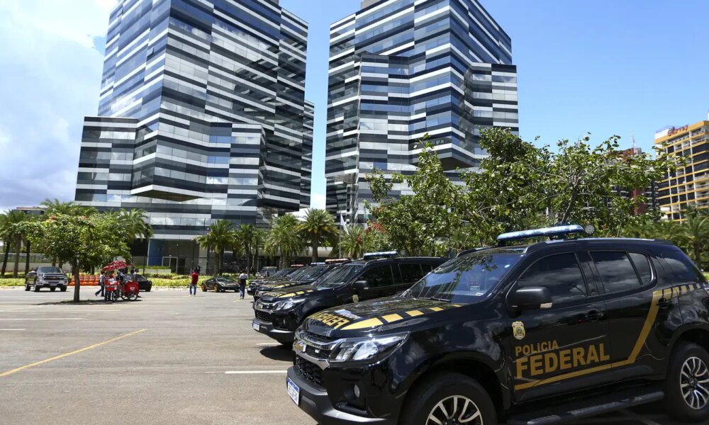 pf-quer-investigar-entrada-de-ex-assessor-de-bolsonaro-nos-eua