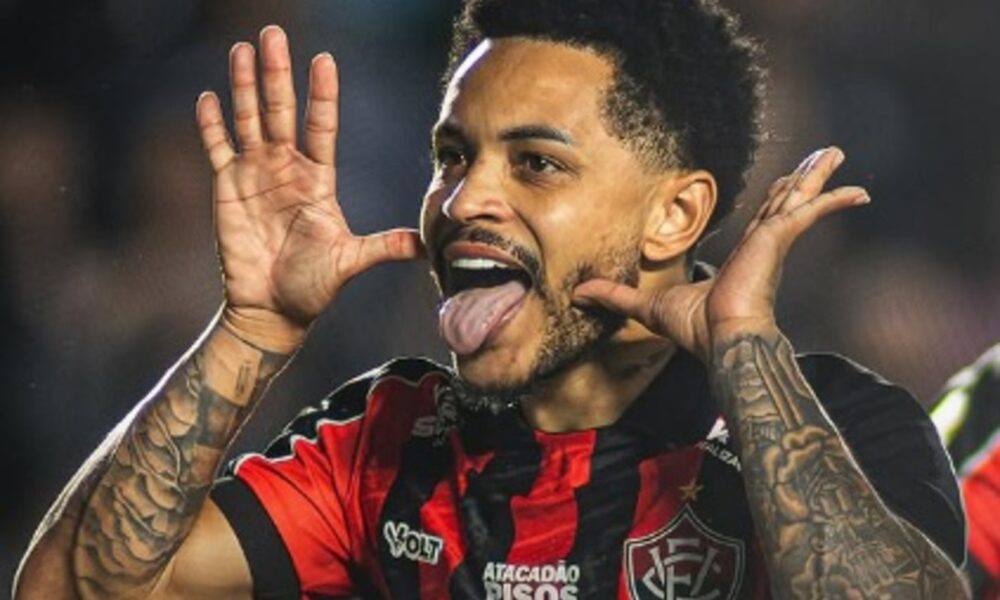 santos-perde-do-vitoria-e-se-complica-na-luta-contra-o-rebaixamento-no-brasileirao