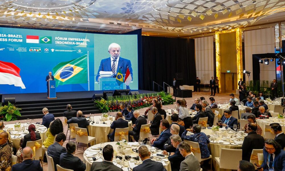 lula-defende-uso-de-moedas-locais-para-comercio-brasil-indonesia