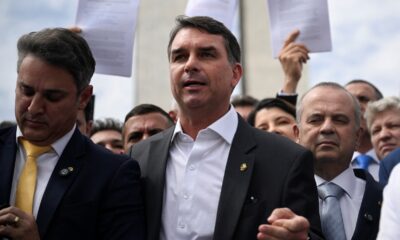 flavio-bolsonaro-cogita-'negociar-penas'-e-quer-projeto-que-negue-tentativa-de-golpe