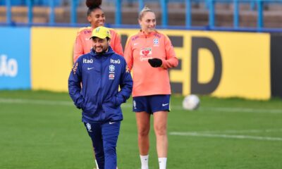 arthur-elias-espera-equilibrio-em-partida-amistosa-com-inglaterra