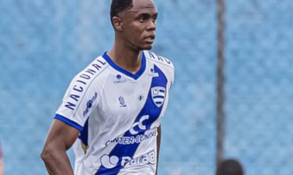 no-parana,-jogador-vitima-de-racismo-leva-punicao-maior-que-agressor