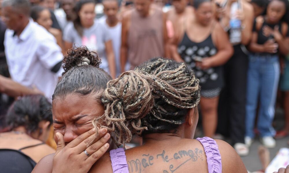 ativistas-denunciam-“massacre”-em-acao-policial-no-rio