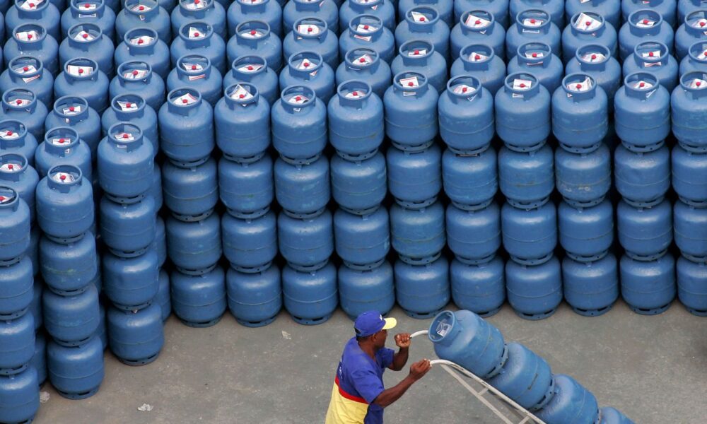 beneficiarios-com-nis-final-9-recebem-auxilio-gas-nesta-quinta-feira