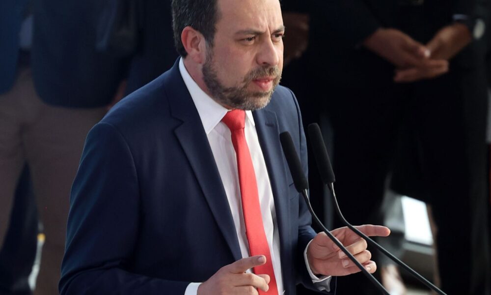 programa-do-governo-quer-aprofundar-conexao-com-as-periferias