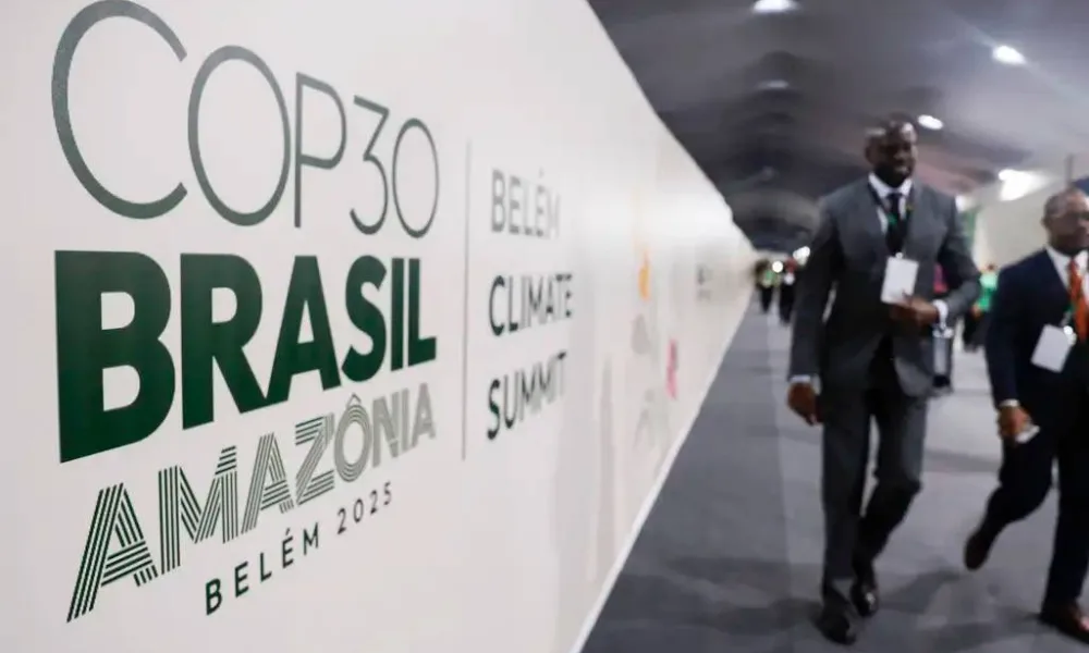 ibovespa-nas-alturas,-falencia-da-oi,-cop30-e-mais:-o-resumo-da-semana-em-5-pontos