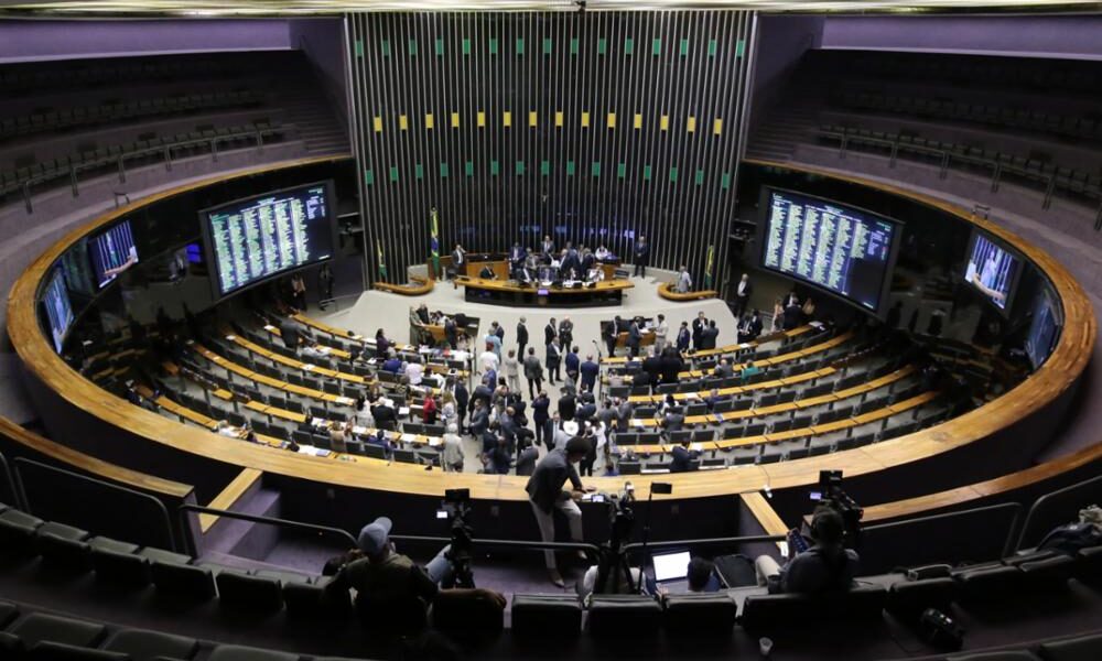 deputados-articulam-emenda-para-equiparar-organizacoes-criminosas-a-terroristas