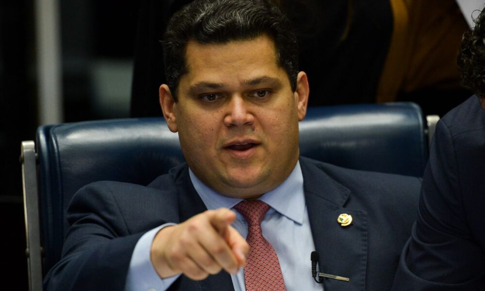 apos-indicacao-ao-stf,-alcolumbre-marca-votacao-de-projeto-com-alto-impacto-fiscal
