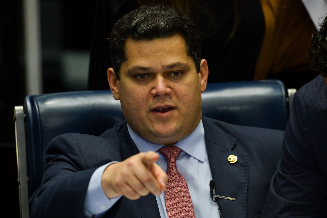 apos-indicacao-ao-stf,-alcolumbre-marca-votacao-de-projeto-com-alto-impacto-fiscal