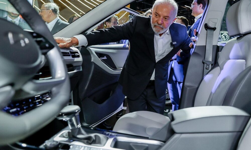 inovacao-e-transicao-energetica:-lula-defende-lideranca-na-industria
