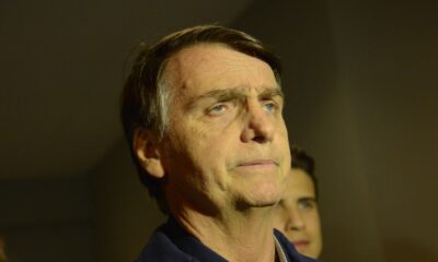 defesa-diz-que-bolsonaro-nao-usou-celular-durante-visita-de-nikolas