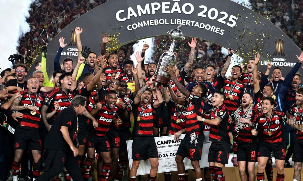 flamengo-vence-palmeiras-e-vira-1o-brasileiro-tetra-da-libertadores