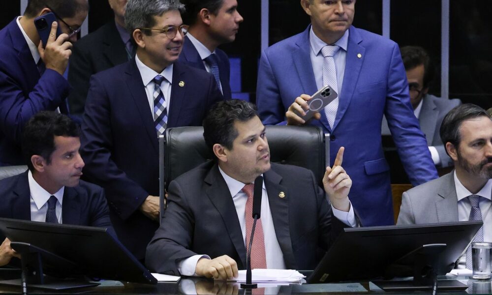 congresso-aprova-credito-de-r$-42-bi-para-previdencia-e-bolsa-familia