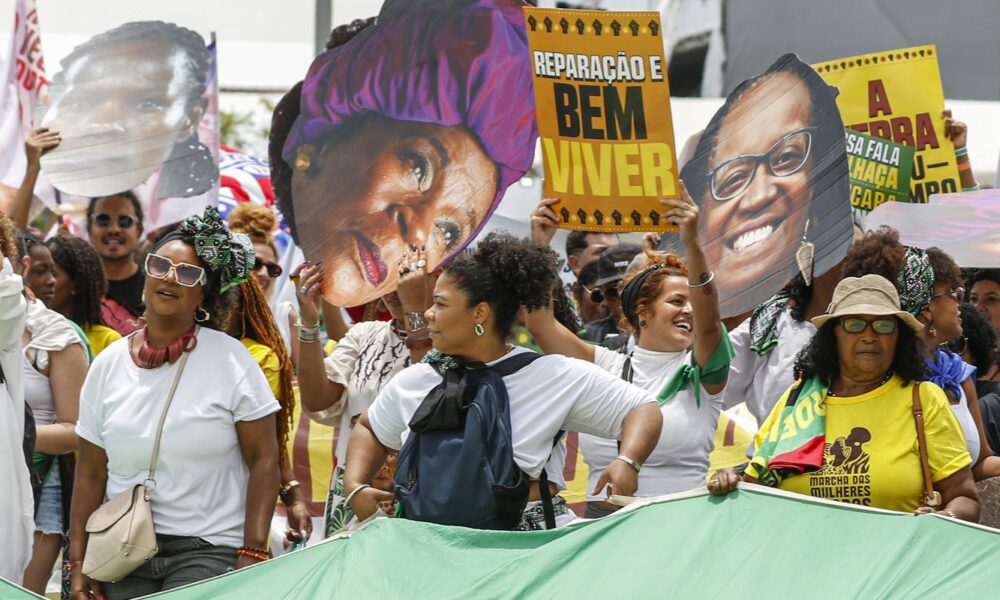 marcha-em-brasilia-une-mulheres-de-todo-pais-na-luta-contra-o-racismo