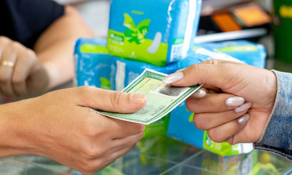 beneficiarias-recebem-mensagens-sobre-retirada-de-absorventes-no-sus