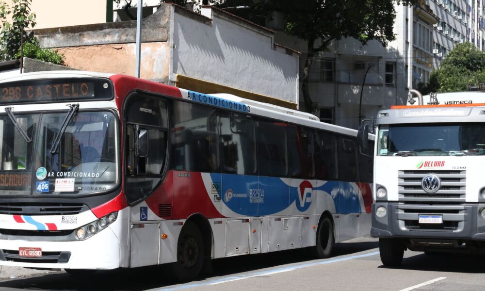 setor-de-servicos-cresce-0,3%-em-outubro,-nono-mes-seguido-de-alta