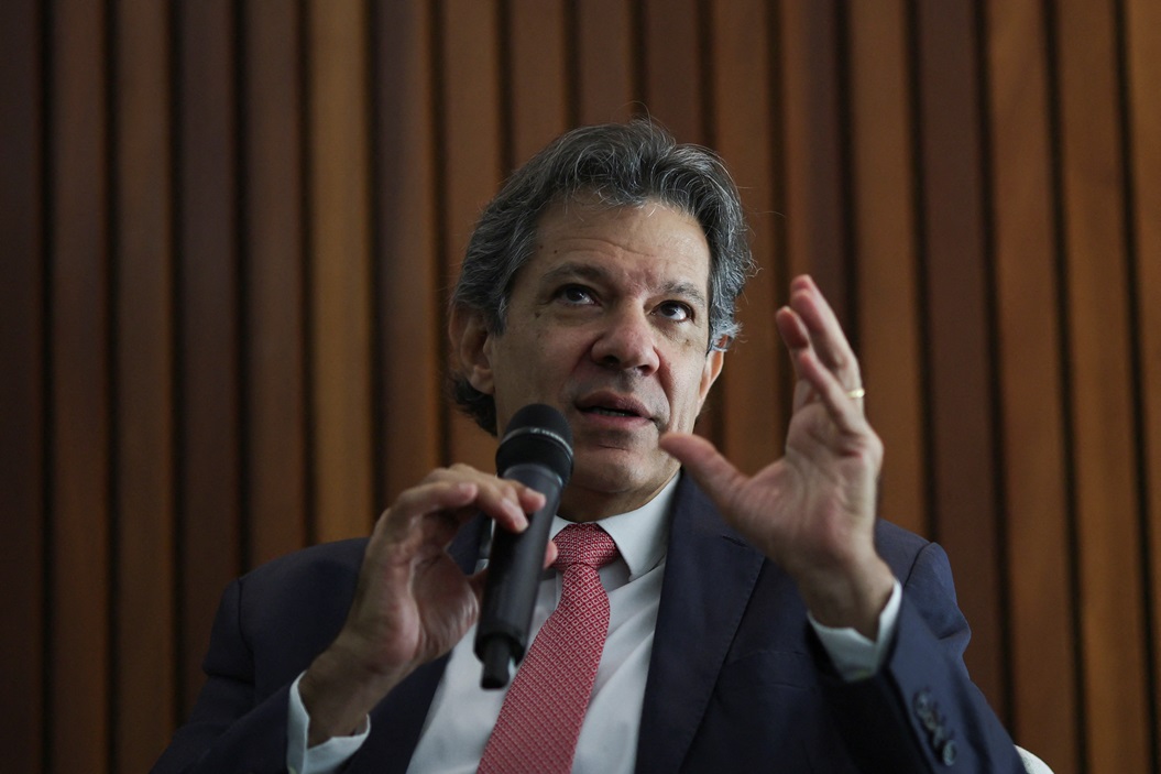 haddad-diz-que-‘lado-de-la’-esta-confuso-e-defende-veto-a-dosimetria