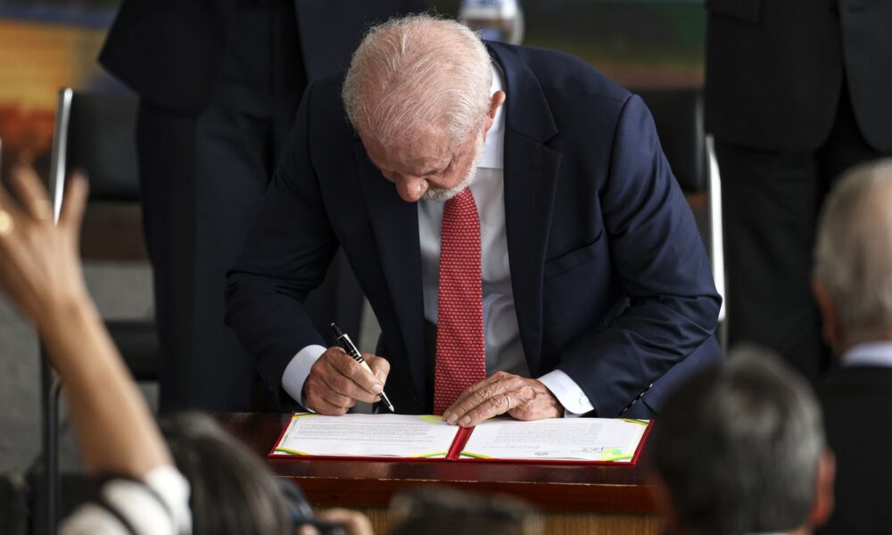 lula-veta-integralmente-pl-da-dosimetria