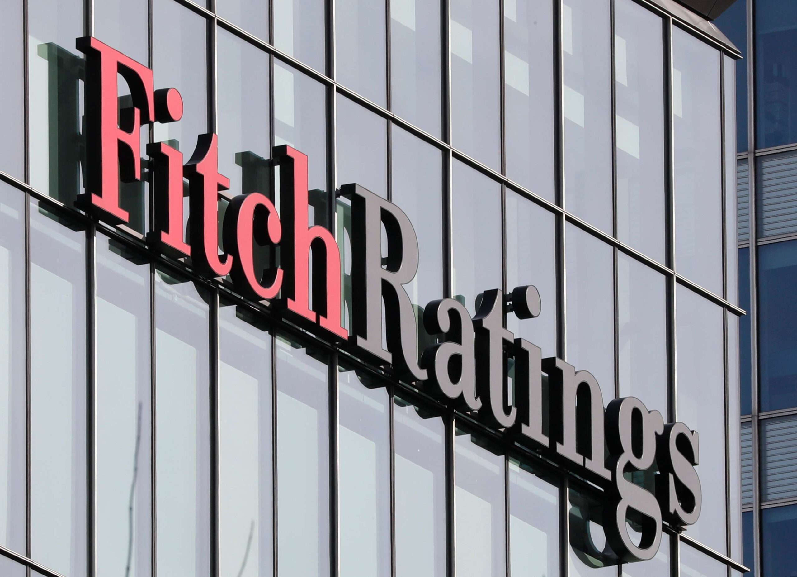 fitch:-fraqueza-da-demanda-interna-da-china-limitara-crescimento-a-4,1%-em-2026