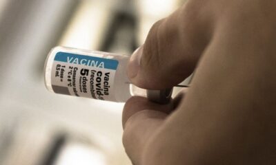 apos-cinco-anos-de-vacinacao,-covid-recua,-mas-ainda-preocupa