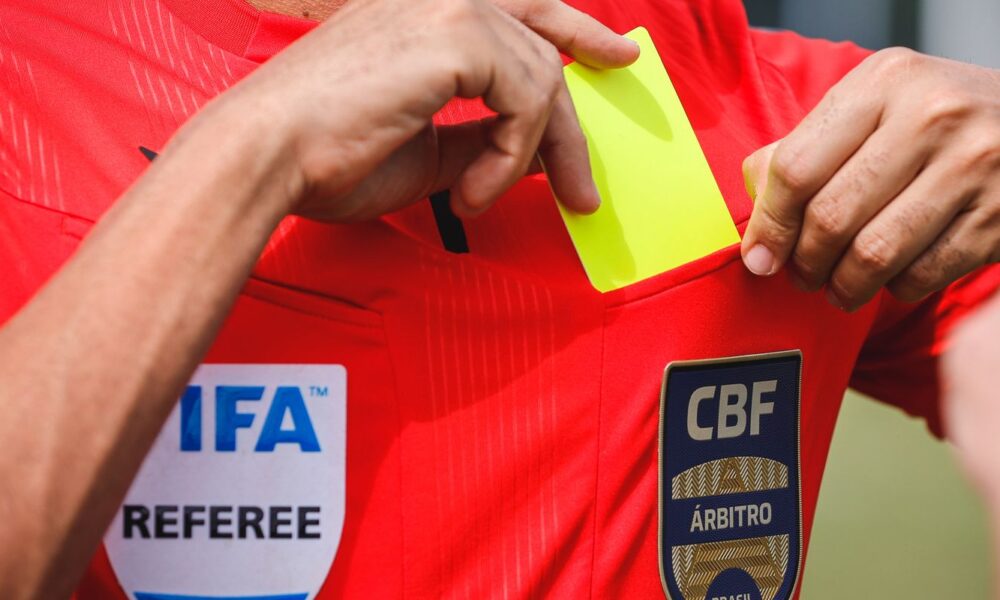 cbf-anuncia-programa-de-profissionalizacao-de-arbitros-de-futebol