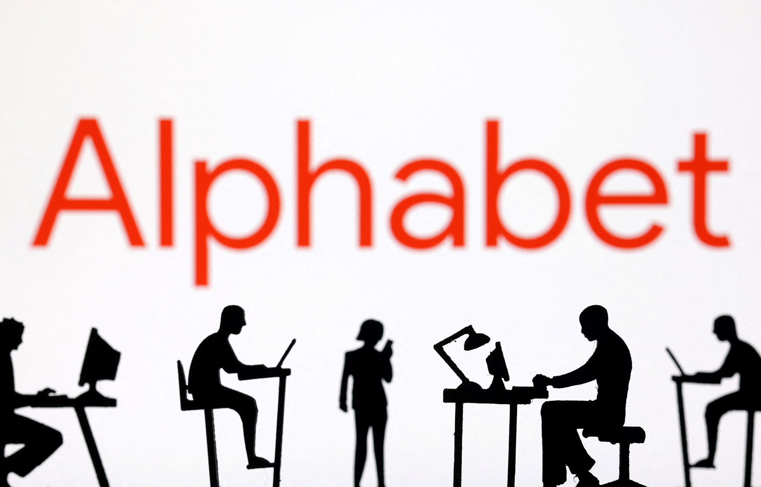 alphabet-diz-que-gastos-de-capital-em-2026-podem-dobrar-com-boom-de-negocios-em-nuvem