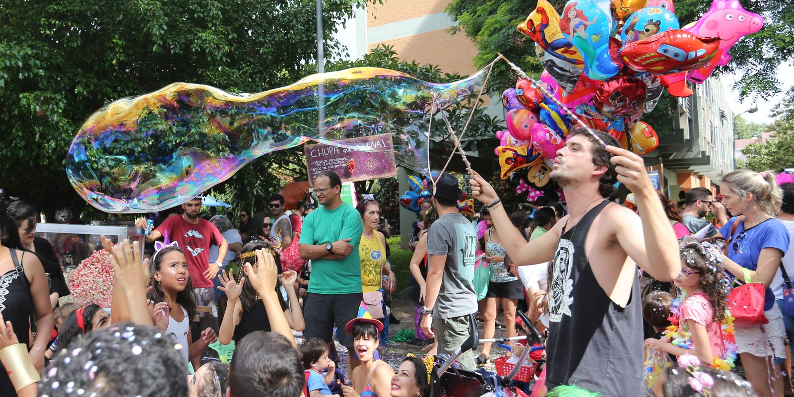 carnaval:-pais-nao-devem-postar-imagens-de-criancas,-diz-pesquisador
