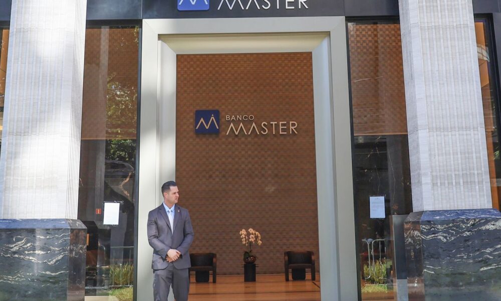 bc-decreta-liquidacao-do-banco-pleno,-presidido-por-ex-socio-do-master