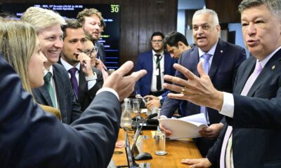 cpmi-do-inss-aprova-quebra-de-sigilo-de-lulinha-e-convoca-andre-moura