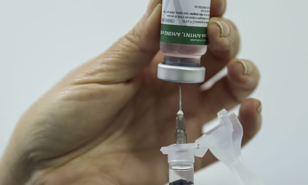 fiocruz-mantem-alerta-para-sindrome-respiratoria-grave