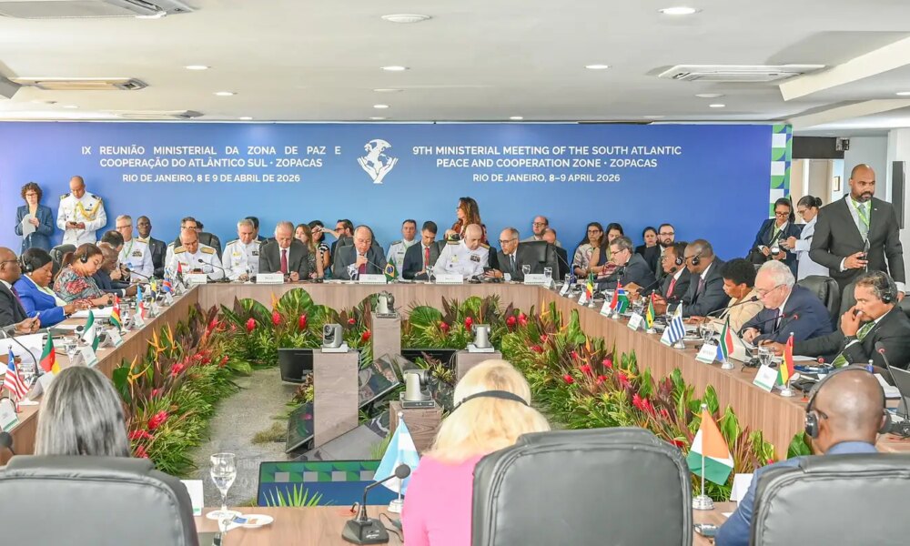 paises-do-atlantico-sul-defendem-regiao-livre-de-guerra-e-arma-nuclear