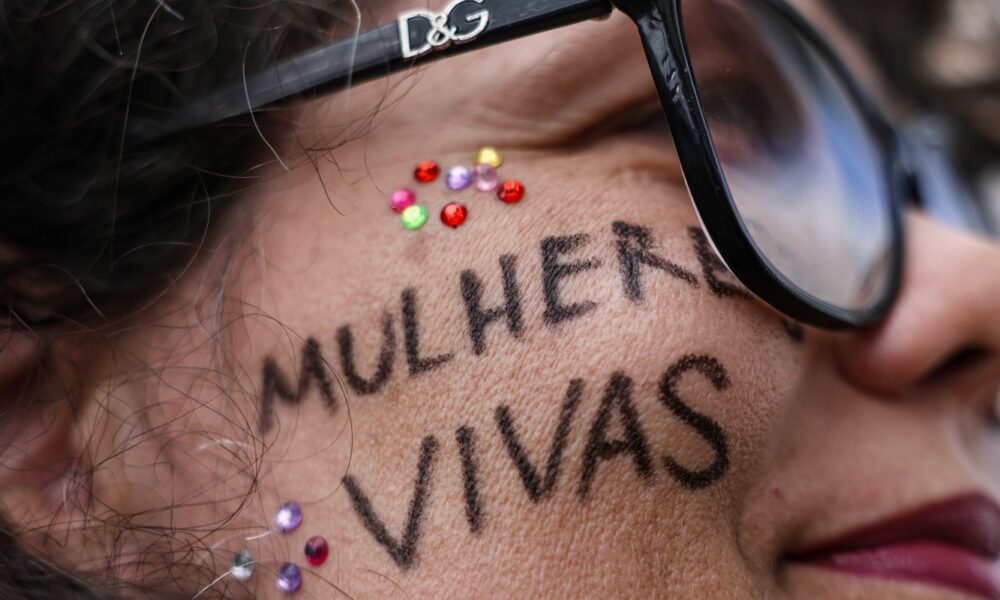 publicadas-leis-que-ampliam-combate-a-violencia-contra-as-mulheres