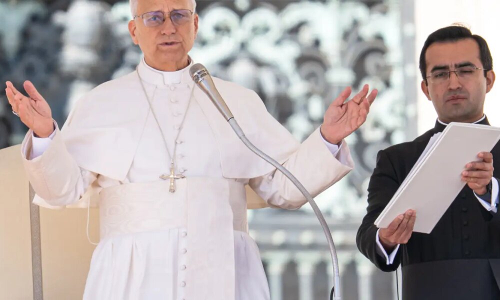 papa-pede-fim-da-guerra,-enquanto-eua-e-ira-negociam-paz