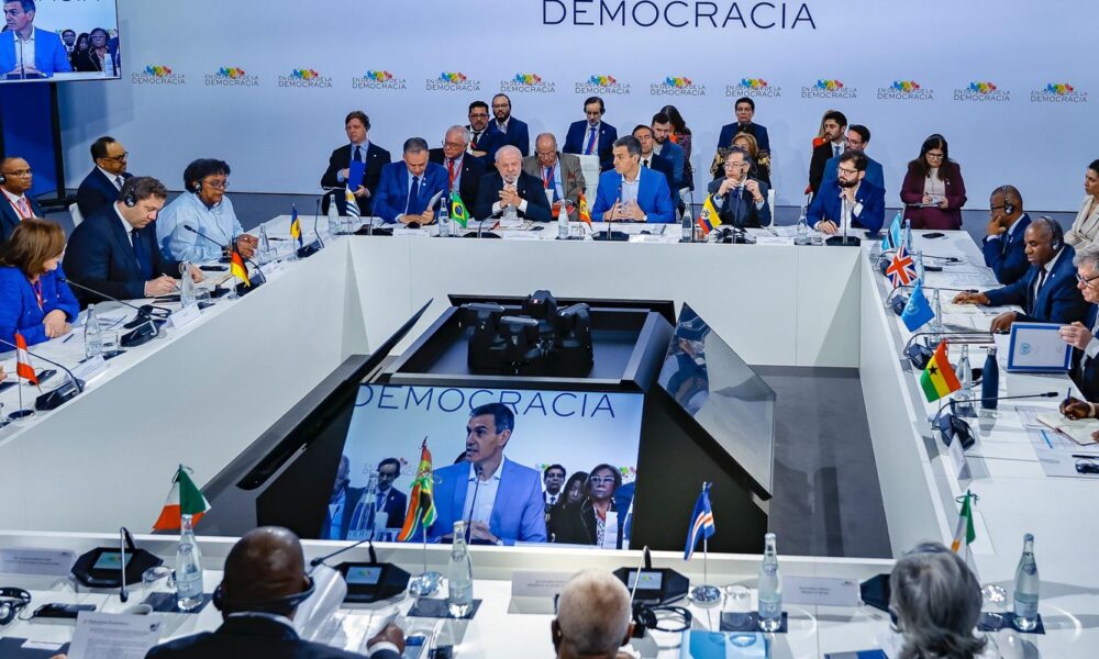 pobres-nao-podem-pagar-por-irresponsabilidade-das-guerras,-diz-lula