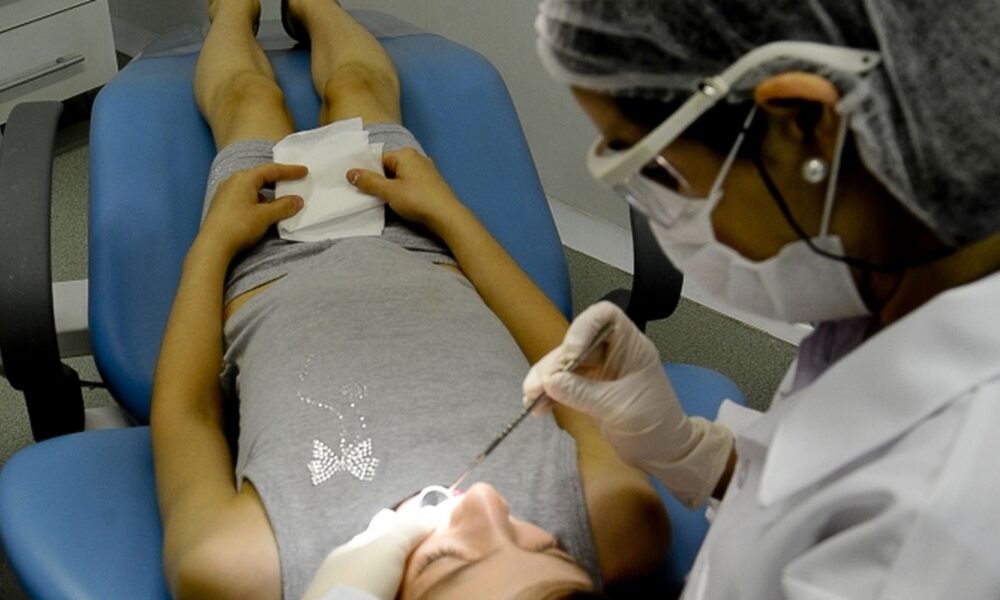 iniciativa-seleciona-jovens-para-tratamento-odontologico-gratuito