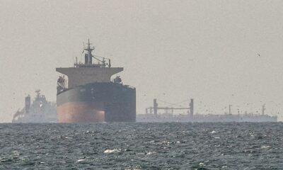 ira-nega-passagem-de-navios-dos-eua-por-ormuz-e-petroleo-dispara