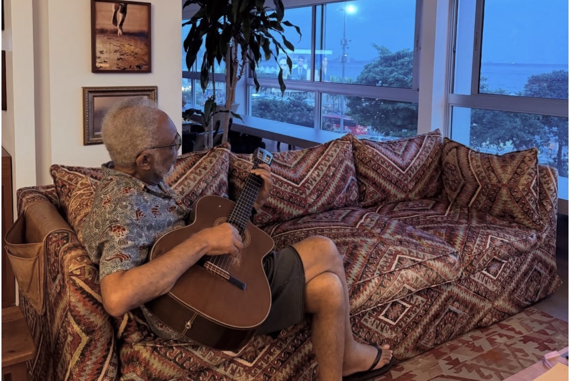 gilberto-gil-coloca-apartamento-a-venda-em-copacabana;-valor-pode-passar-dos-r$-10-mi